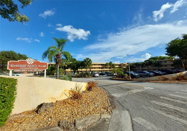 8415-sw-107th-ave-255w-miami-fl-33173/hzid_171b9c0d
