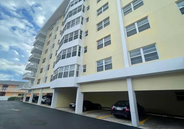 2500-ne-48th-ln-301-fort-lauderdale-fl-33308/hzid_5f1b5e83