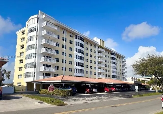 2500-ne-48th-ln-507-fort-lauderdale-fl-33308/hzid_d5a4735b