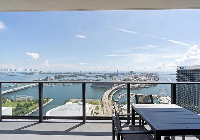 159-ne-6th-st-5015-miami-fl-33132/hzid_4c41874f