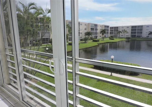 324-se-10th-st-207-dania-beach-fl-33004/hzid_9ad2c5a5