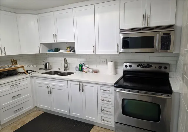 1811-jefferson-st-501-hollywood-fl-33020/hzid_38720c1a
