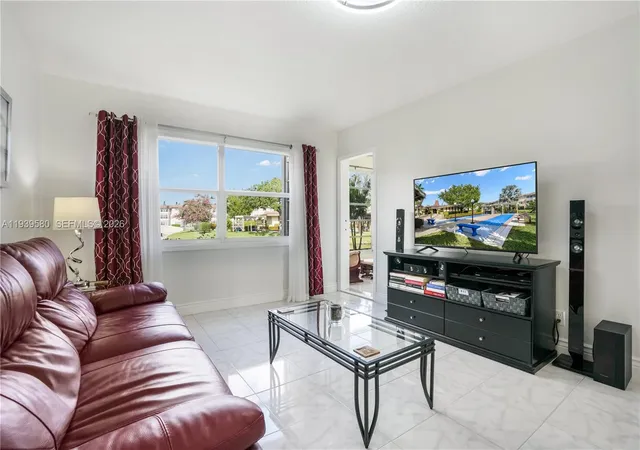 4801-nw-34th-street-406-lauderdale-lakes-fl-33319/hzid_9139b594