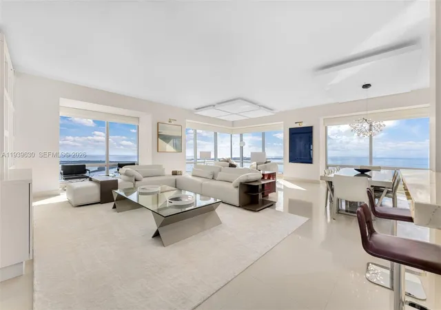 1425-brickell-ave-56f-miami-fl-33131/hzid_7113b441