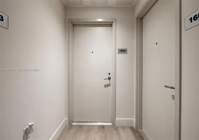 239-sw-9th-st-1604-miami-fl-33130/hzid_411e1071