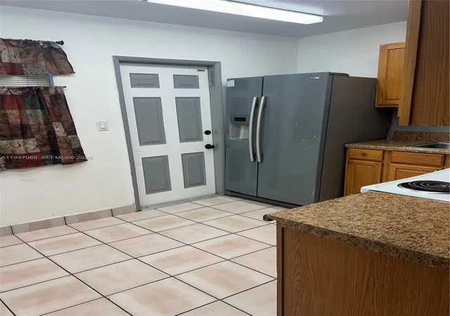 9203-nw-38th-drive-12-coral-springs-fl-33065/hzid_7d349577