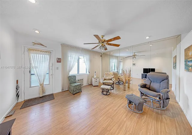 15600-ne-6th-avenue-28d-miami-fl-33162/hzid_8cc9977f