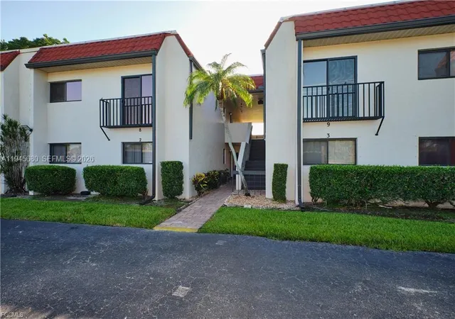 4728-orange-grove-blvd-3-fort-myers-fl-33903/hzid_65f3dc15