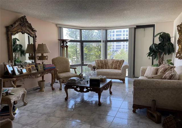 20100-w-country-club-dr-507-aventura-fl-33180/hzid_e6d875e3