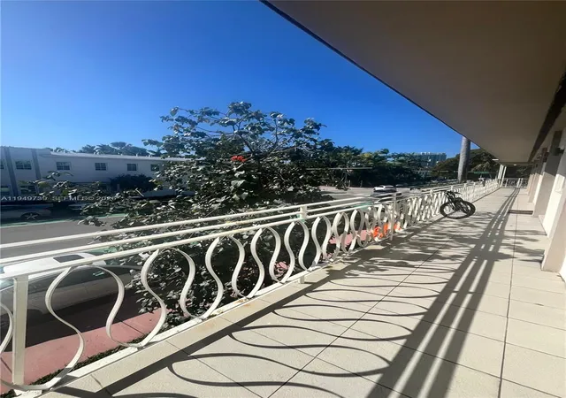 1601-meridian-ave-203-miami-beach-fl-33139/hzid_934c1554