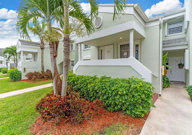 2520-se-20th-pl-204b-homestead-fl-33035/hzid_99032b92