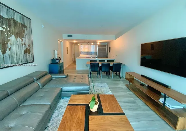 1100-s-miami-ave-2811-miami-fl-33130/hzid_b7b6f702