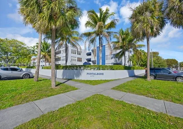 2175-ne-170th-st-206-north-miami-beach-fl-33162/hzid_b6ed69d1