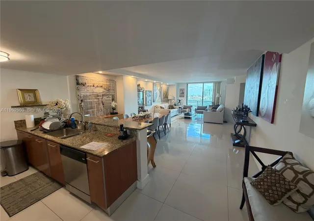 9066-sw-73rd-ct-1105-miami-fl-33156/hzid_862e6ee9