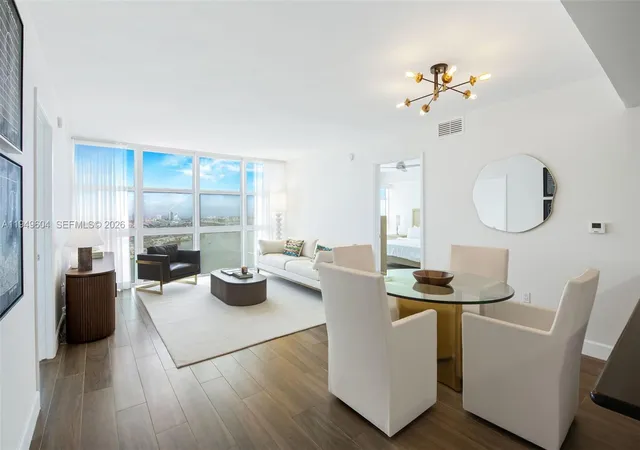 50-biscayne-blvd-3904-miami-fl-33132/hzid_8fb5d998