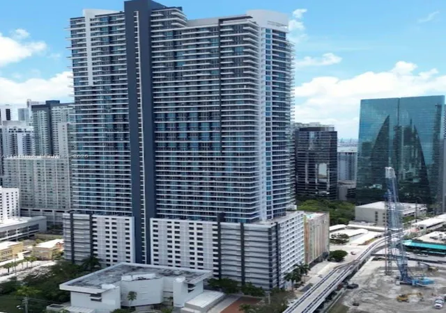 60-sw-13th-st-3013-miami-fl-33130/hzid_417258c6