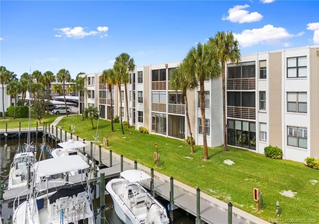 1950-sw-palm-city-rd-6105-stuart-fl-34994/hzid_fc81f979