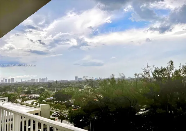 1300-ne-miami-gardens-dr-1001e-miami-fl-33179/hzid_33918745