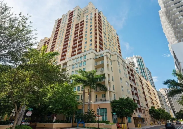 7350-sw-89th-st-1611s-miami-fl-33156/hzid_caaed769