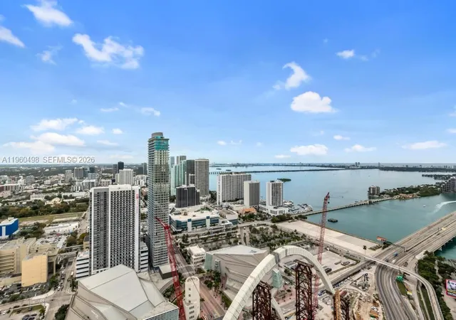 1100-biscayne-blvd-4907-miami-fl-33132/hzid_ef15eba2