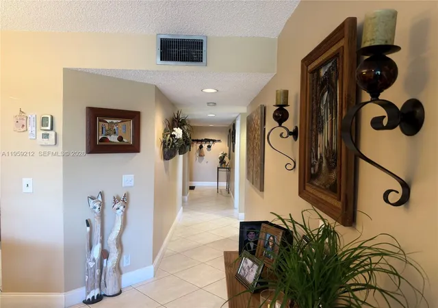 1100-sw-130th-ave-401h-pembroke-pines-fl-33027/hzid_c1c8b811