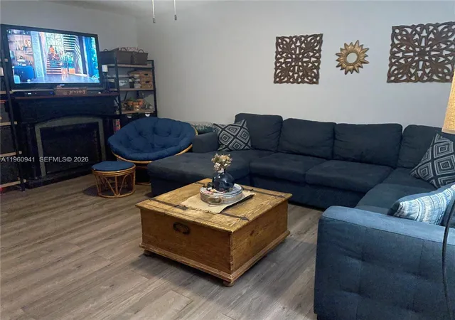 1401-sw-134th-wy-305c-pembroke-pines-fl-33027/hzid_e3d451f5