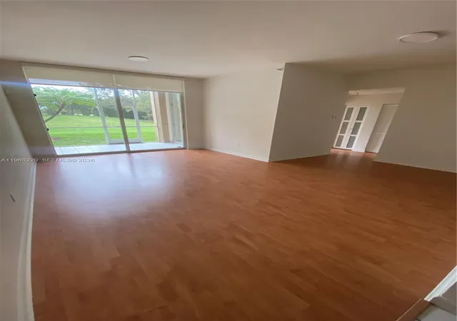 9755-nw-52nd-st-110-doral-fl-33178/hzid_15ab5e95