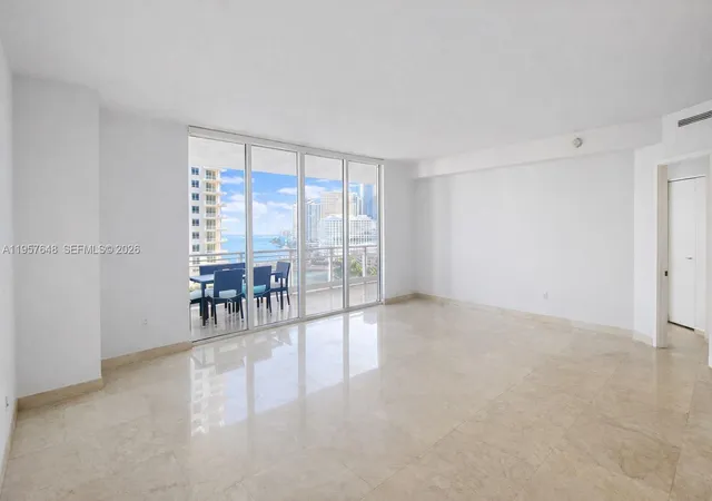 901-brickell-key-blvd-1603-miami-fl-33131/hzid_bcdefdd3