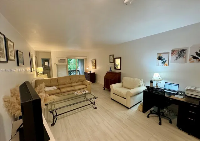 6580-santona-st-a38-coral-gables-fl-33146/hzid_47427efb