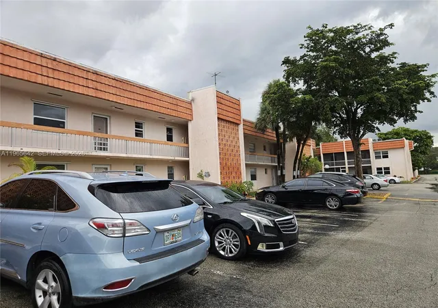 7610-stirling-rd-102c-davie-fl-33024/hzid_61f7461a