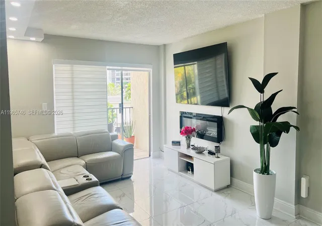 14250-sw-62nd-street-319-miami-fl-33183/hzid_fcc4ee05