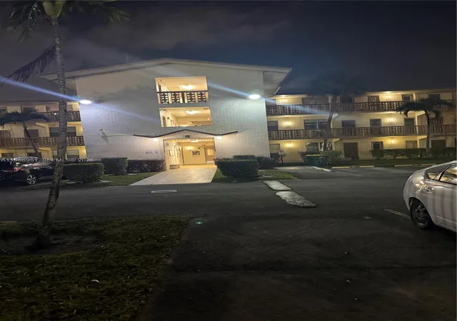 Ne 14Th Ave 16790