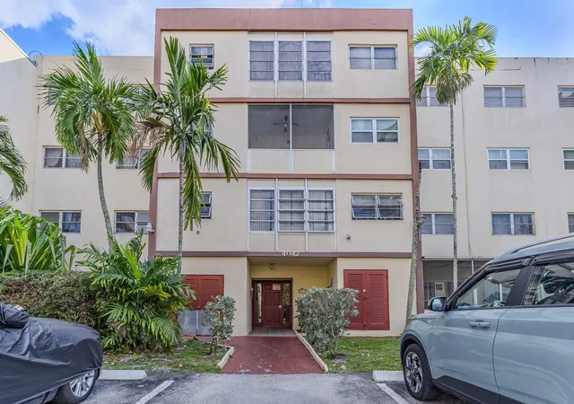 4047-nw-16th-st-307-lauderhill-fl-33313/hzid_b19be876