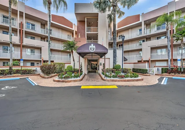 7593-granville-dr-411-tamarac-fl-33321/hzid_723cc597
