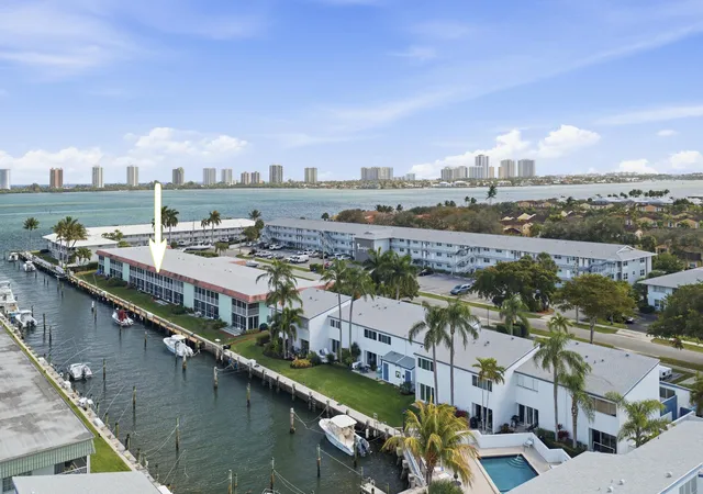 117-lehane-ter-205-juno-beach-fl-33408/hzid_4a8430d8