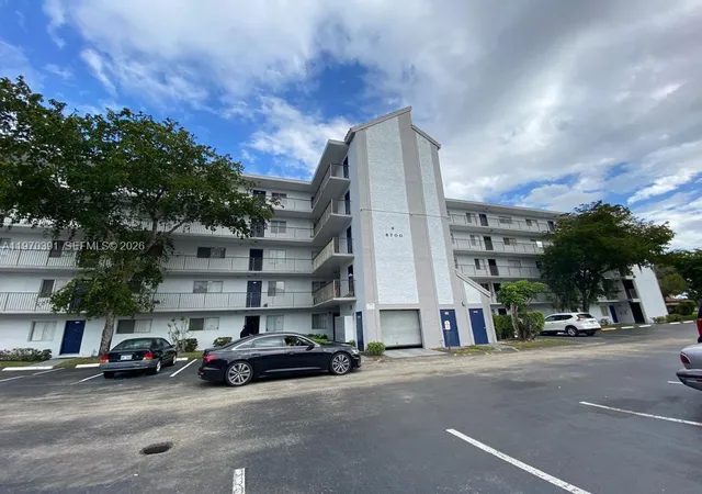 8700-n-sherman-cir-305-miramar-fl-33025/hzid_22aaa92f
