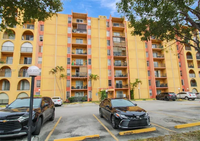4717-nw-7th-st-604-10-miami-fl-33126/hzid_3a5b4978