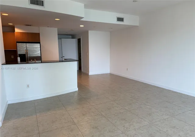 1060-brickell-ave-3105-miami-fl-33131/hzid_bef81fed