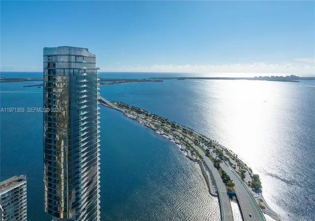 175-se-25-rd-2802-miami-fl-33129/hzid_75fc88e1