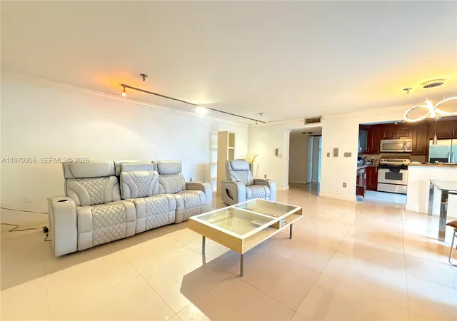 661-ne-195th-st-104-miami-fl-33179/hzid_8941829d