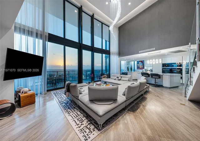 18555-collins-ave-5003-sunny-isles-beach-fl-33160/hzid_1778490f