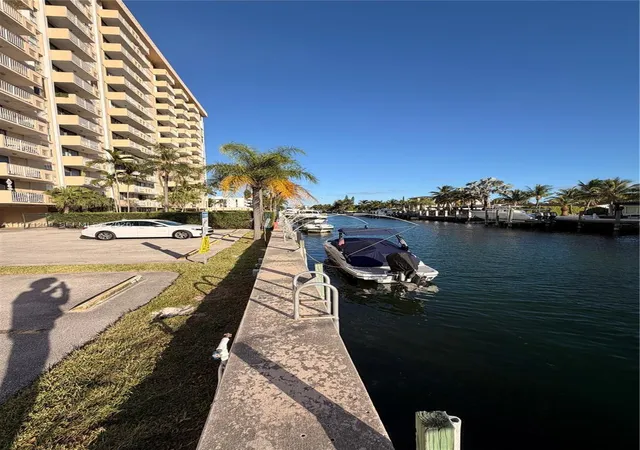2350-ne-135th-street-503-north-miami-fl-33181/hzid_f1c6a640