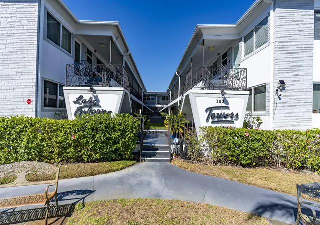 302-lake-osborne-dr-5-lake-worth-fl-33461/hzid_a3990856