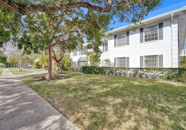 6750-ne-21st-rd-123-fort-lauderdale-fl-33308/hzid_9186efdc