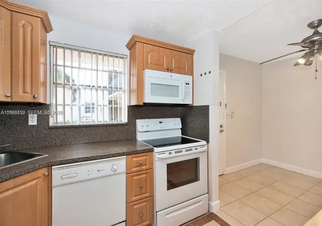 8500-sw-109-ave-6102-miami-fl-33173/hzid_cf22ef7d