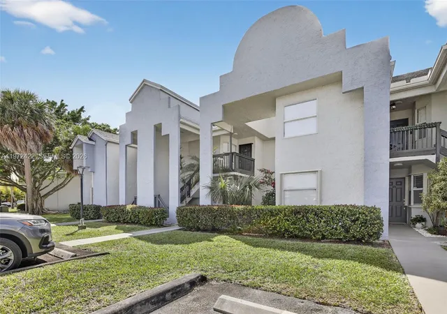 430-sw-113th-wy-430-pembroke-pines-fl-33025/hzid_c1e3b4af