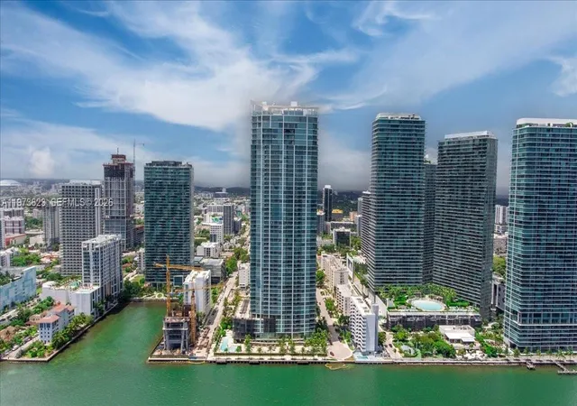 2900-ne-7th-avenue-3004-miami-fl-33137/hzid_bea32232