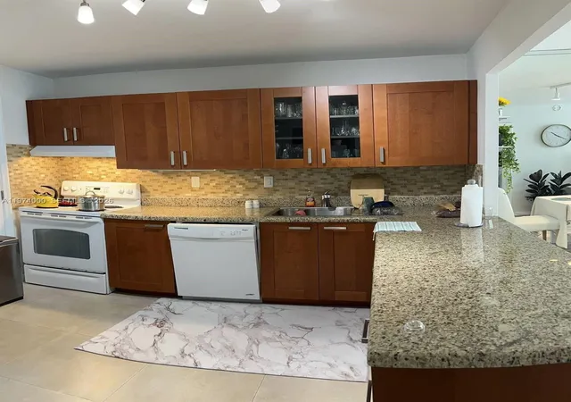 1150-ne-191st-st-34-miami-fl-33179/hzid_ef8f0bc3