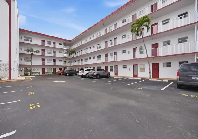 4270-nw-40th-st-104-lauderdale-lakes-fl-33319/hzid_08c550f2