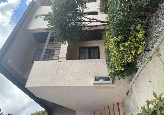9268-vista-del-lago-26b-boca-raton-fl-33428/hzid_b028ffb4